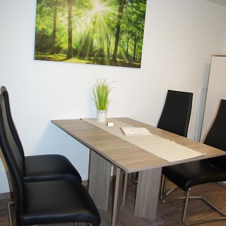 דטמולד Ferienwohnung Am Hermann מראה חיצוני תמונה
